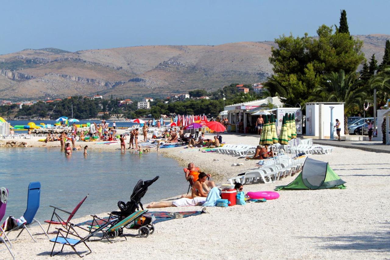 Apartments By The Sea Okrug Gornji, Ciovo - 1069 Trogir Eksteriør bilde