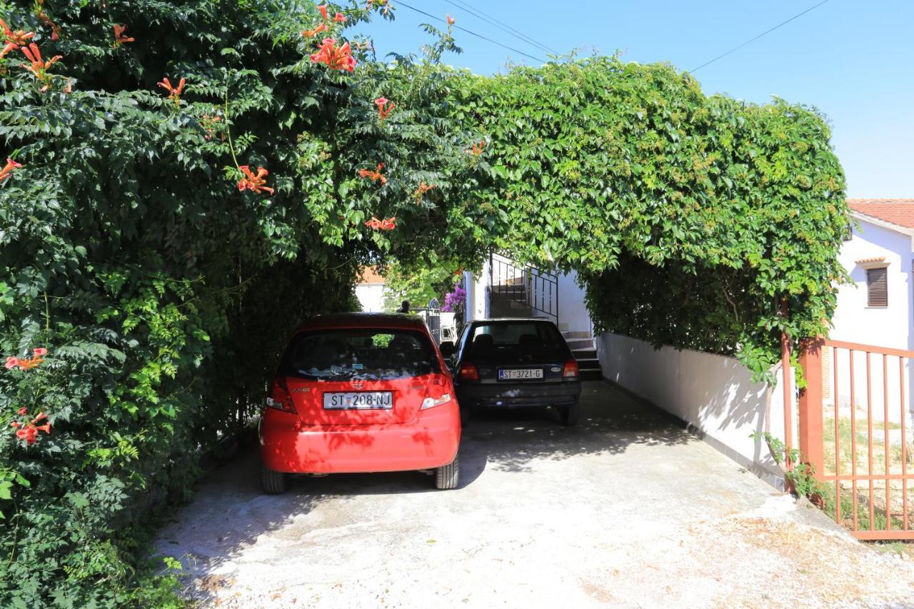 Apartments By The Sea Okrug Gornji, Ciovo - 1069 Trogir Eksteriør bilde