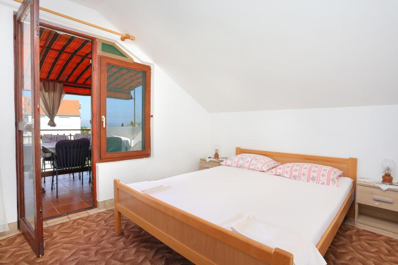 Apartments By The Sea Okrug Gornji, Ciovo - 1069 Trogir Eksteriør bilde
