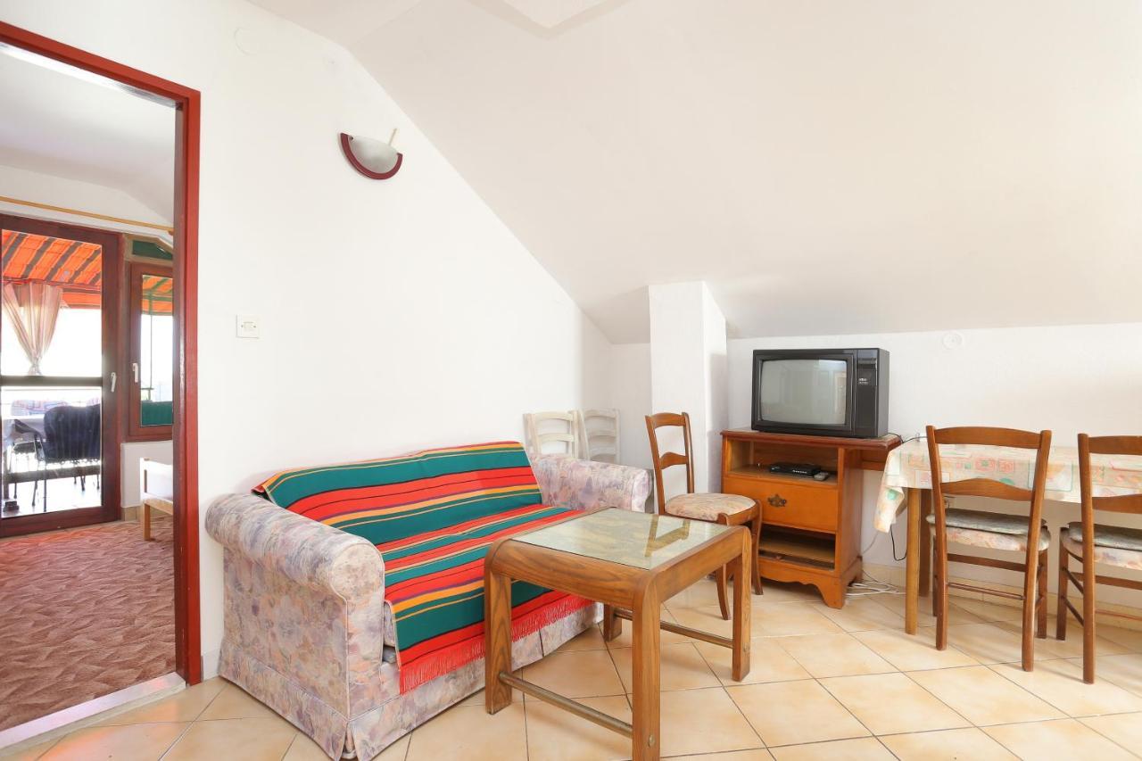 Apartments By The Sea Okrug Gornji, Ciovo - 1069 Trogir Eksteriør bilde