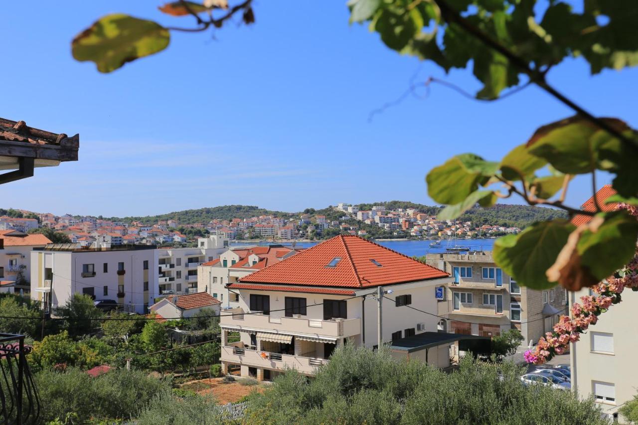 Apartments By The Sea Okrug Gornji, Ciovo - 1069 Trogir Eksteriør bilde